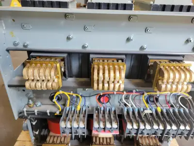 Used FEDERAL PIONEER 50H3 Switchgears British Columbia CA | Lenmark #1427012