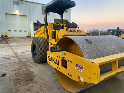 USED 2020 Sakai SV544D
