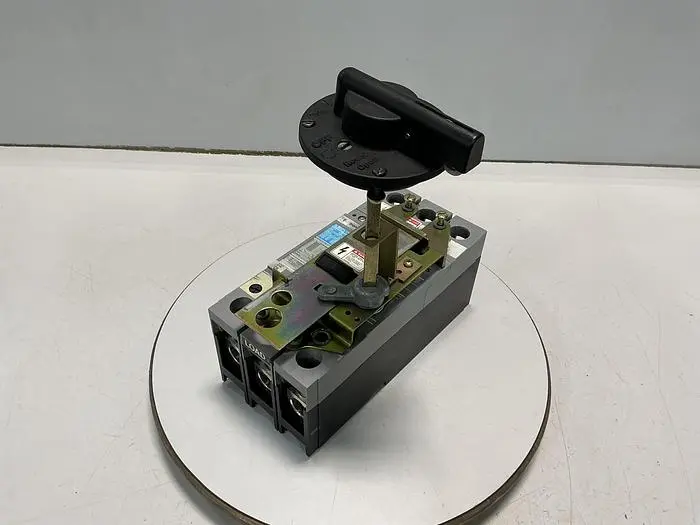 Used SENTRON FD63F250 Circuit Breakers Michigan US | Ideal Machinery #693697