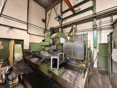 Used SHW SHW UFZ 4 Bed Type Mills SK | F.M.T. Group s.r.o. #1253145