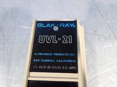 NEW BLAK RAY UVL21