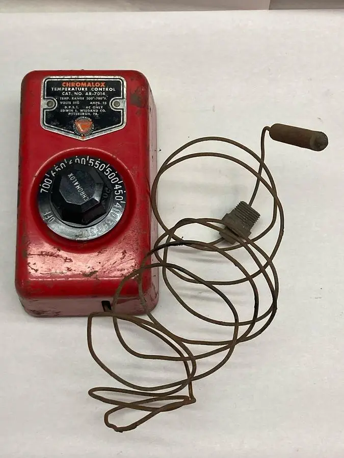 Used CHROMALOX AR-7014 Industrial Controls Ohio US | Surplus Asset Holdings #1470123