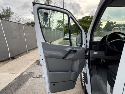 Used 2019 FREIGHTLINER SPRINTER 3500 Tractors & Trailers Florida US | Truck and Van Outlet #1506259