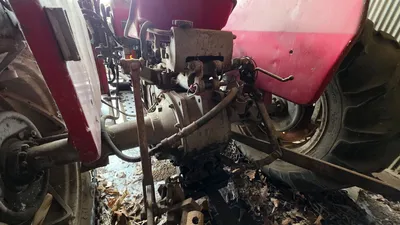 MASSEY FERGUSON 135 Tractor | Iron Listing (25)