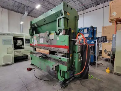 USED 1982 CINCINNATI 90CB X 8