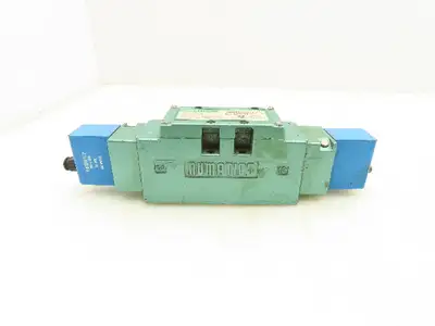 Numatics 123BB400M Pneumatic Directional Solenoid Valve 24VDC  Lot of 3