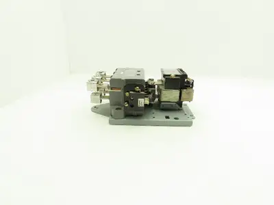 Furnas 40JB32AF Motor Starter Contactor 135A 600VAC 3ph 100Hp NEMA 4 120V Coil