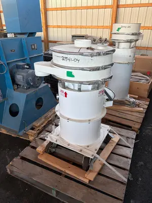Used 2018 MIDWESTERN INDUSTRIES, INC. MR24S4-4 Sweco Screens | Perry Equipment #454459