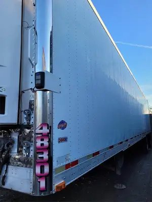 USED 2006 UTILITY 48FT
