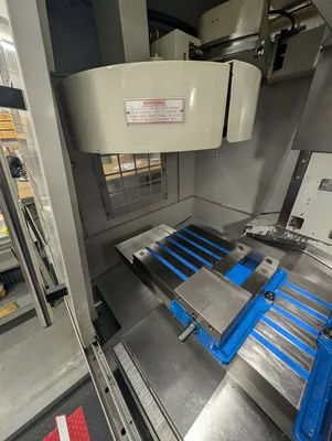 2003 MILLTRONICS VM15 Vertical Machining Centers | 520 Machinery Sales LLC (2)