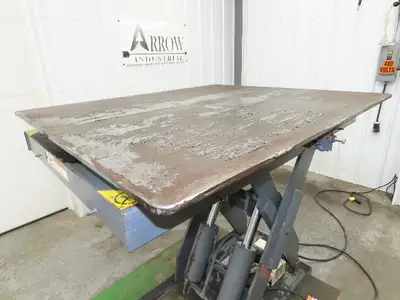 Used PENTALIFT _UNKNOWN_ Misc Lifts Indiana US | Arrow Industrial #1367364