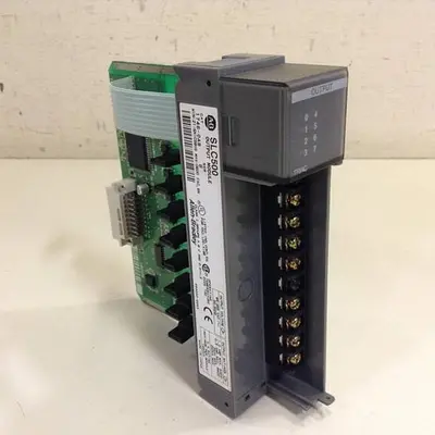 USED ALLEN BRADLEY 1746-OA8 SER B