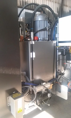 USED 2013 WHITNEY 3400