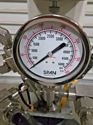Parr Instrument 4598 Stirred Micro Reactor Pressure Vessel 500 °C 932°F 5000 PSI