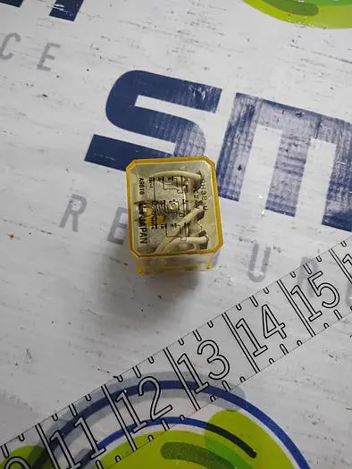 Used IDEC RH4B-U Relays & Switches | SMT Resource #488071