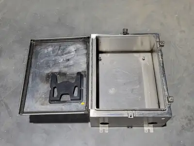 Wall Mount Stainless Steel Electrical Enclosure 20"x16"x8"