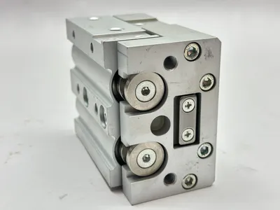 MXS25-10 | SMC  Pneumatic Dual Rod Slide Table 25mm Bore 10mm Stroke - Used