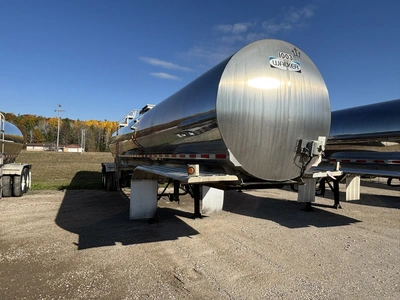 Used 2017 WALKER MILK TANKER TRAILER Liquid Supply Trailers Michigan US | Miedema Asset Management Group #1709493