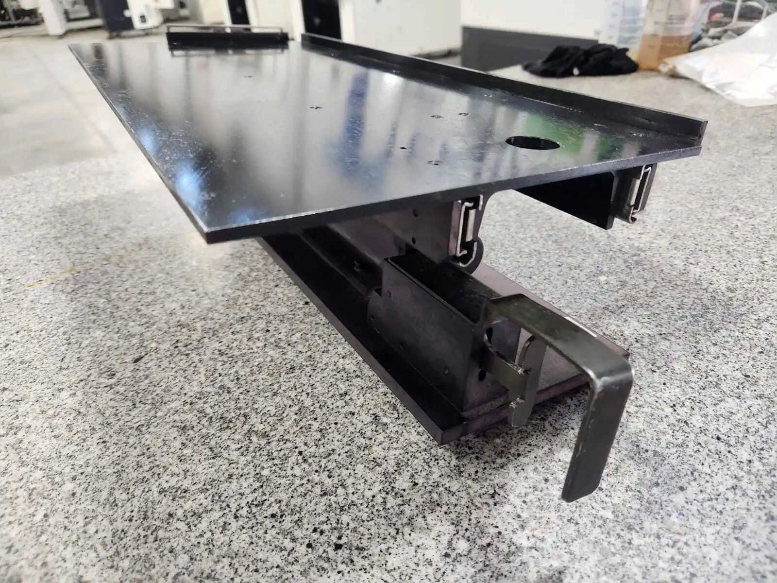 USED UNIVERSAL Tray Feeder
