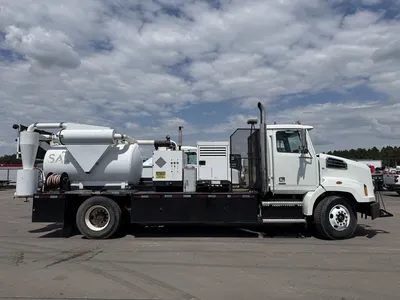 Used 2014 WESTERN STAR 4700SB HYDRO EXCAVATOR Hydro Excavators Minnesota US | Carco Truck & Equipment #1514257