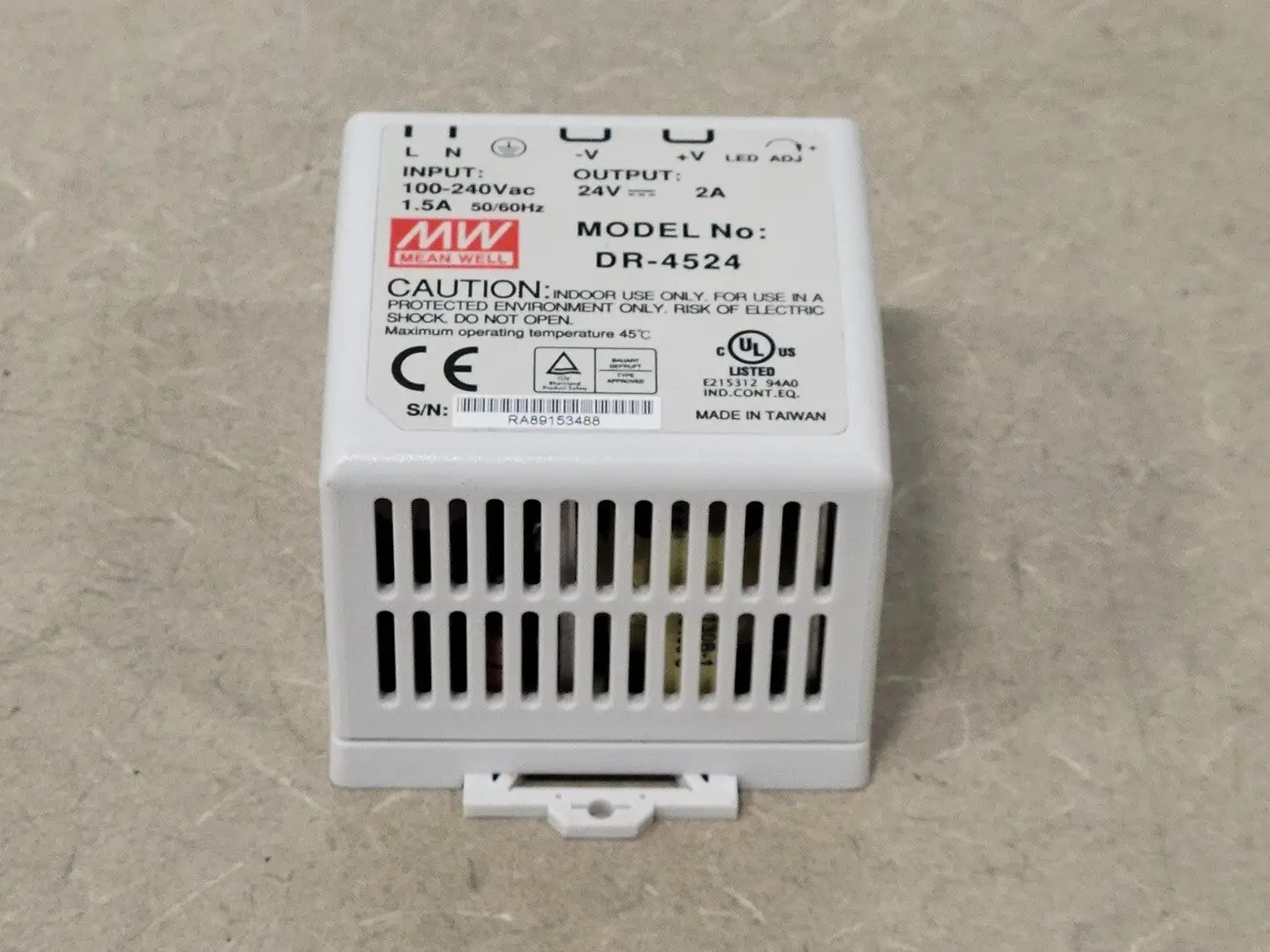 USED MEAN WELL DR-4524
