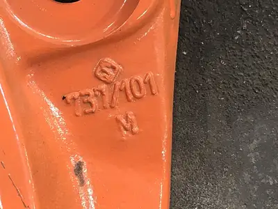 Lead Edge Arm Repair 737/101M