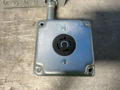 Used SIEMENS GNF321 Switchgears Ohio US | HGR 24 #1233470