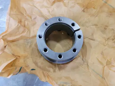 2-3/8" x 90 mm Locking Assembly/Keyless Bushing 1061