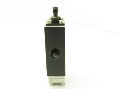 Aro MQ 1348 Pneumatic 3 Way Valve NC 1/8" NPT Air or Manual Activated
