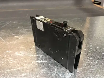 USED SIEMENS HED41B015
