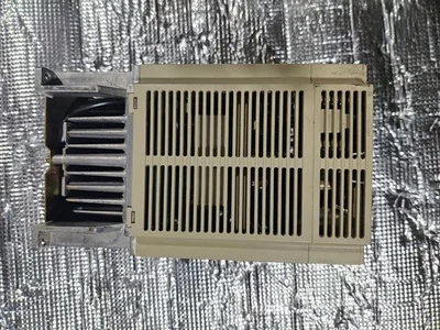 USED YASKAWA SGDB-20VDY1