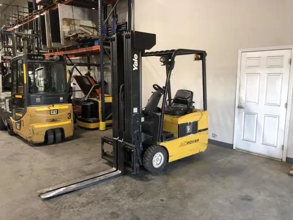 Used 2010 YALE ERP030TH 3-Wheel Sit down Electric Counterbalance Forklifts South Carolina US | Zoom Lifts & Equipment #1182300