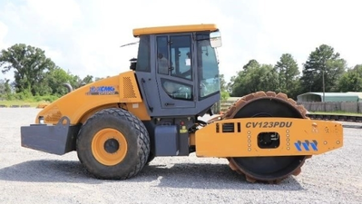 USED 2021 XCMG CV123PDU
