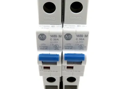 NEW 2 PCS ALLEN BRADLEY 1489-M1C300 CIRCUIT BREAKER SER. D 1489M1C300