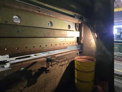 Cincinnati 9 Series X10' Mechanical Press Brake; 225 Ton