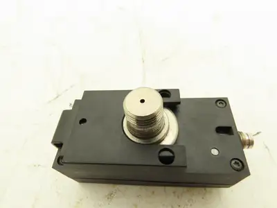 Festo SDE1-D10-G2-R14-L-P2-M8 Digital Air Pressure Sensor 529968