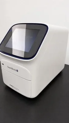 USED APPLIED BIOSYSTEMS QUANTSTUDIO 5