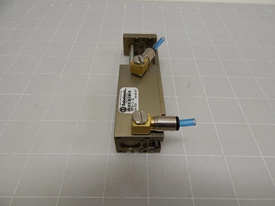 Used ROBOHAND _UNKNOWN_ Pneumatic Cylinders Texas US | OCO Industrial #1570536