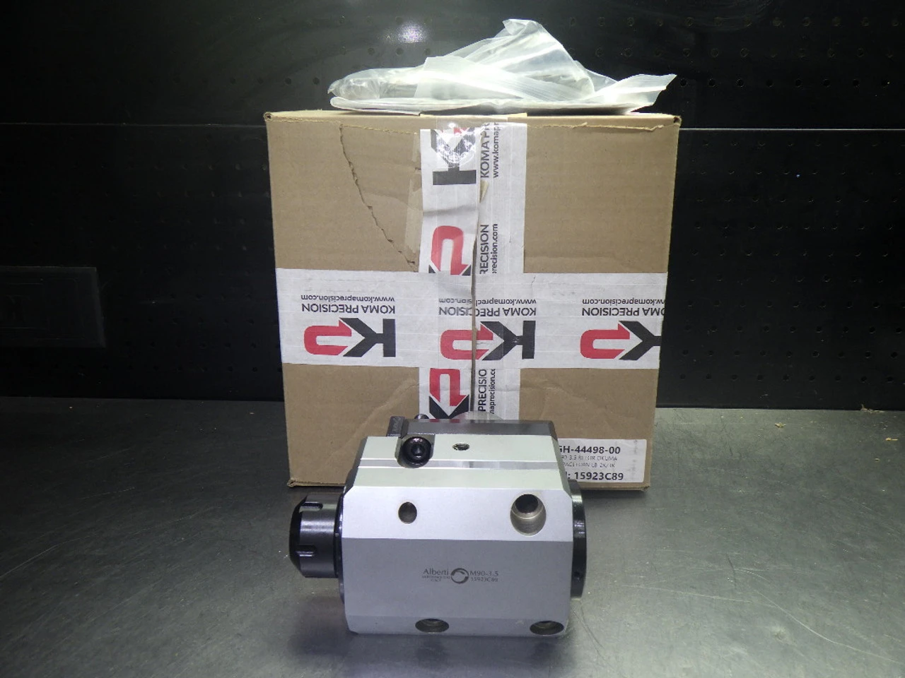 Alberti ER32 Right Angle Head For OKUMA Spaceturn LB-2K/3K M90-3.5 RI (LOC1125A)