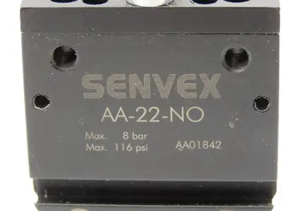 Senvex AA-22-NO Pneumatic Angular Sprue Gripper 116 PSI 8 Bar