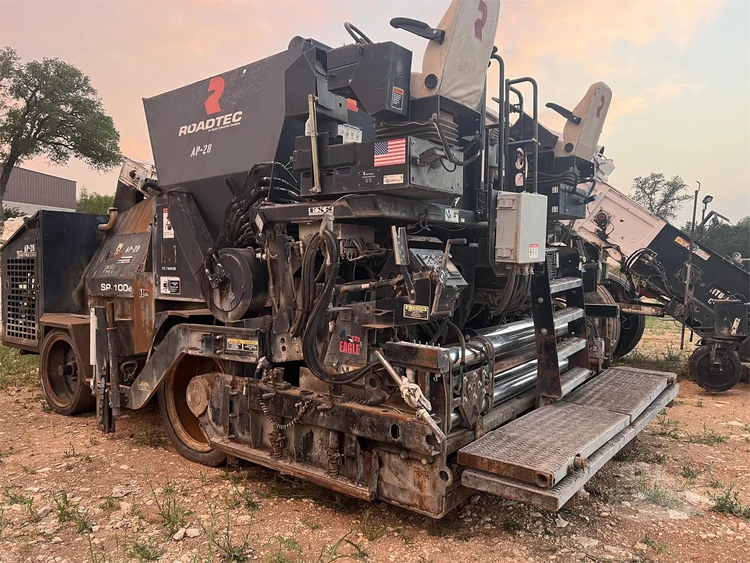 Used 2017 ROADTEC SP100E Asphalt Pavers California US | Mittry Construction #1363466