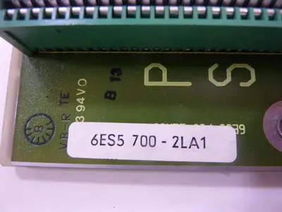 USED SIEMENS 6ES5 700-2LA1