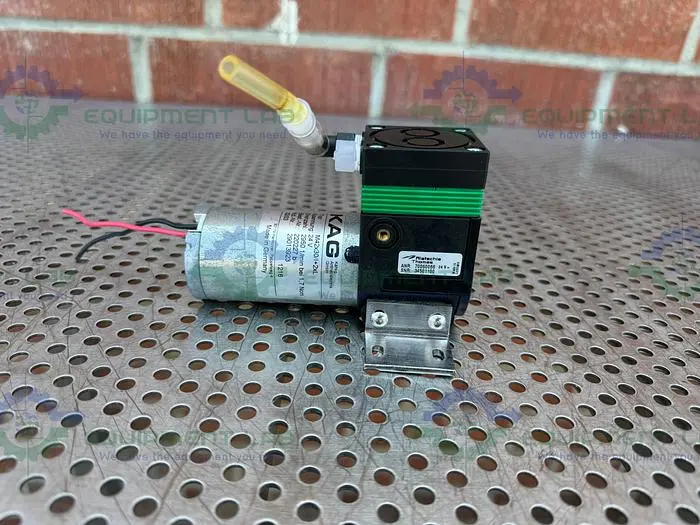 Used KAG M42X30/+2XL ELEVATOR MOTOR 24V 220227, 2950 1/MIN BEI 1.7 NCM Pumps | Equipment Lab #486570