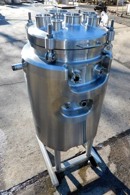 USED A&B PROCESS TANK SYSTEMS 20 GALLON