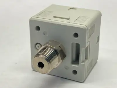 ZSE20B-L | SMC  Digital Vacuum Sensor 12-30VDC - Used