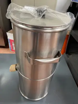 New | in-Stock Tablecraft New Tablecraft 1958 3 Gallon Stainless Steel Cold Beverage Drink Tea Dispenser Beverage Dispensers Illinois US | Falcon Restaurant Supply #1376151