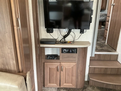 Used 2023 FOX MOUNTAIN 235RLS Campers, Caravans, Motorhomes Michigan US | Miedema Asset Management Group #1372976