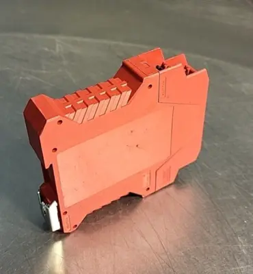 Allen-Bradley MSR127RP / 440R-N23135 Safety Relay Series C(BIN3.2.4)