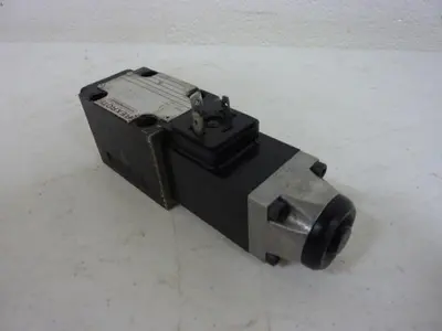 USED REXROTH 4WE6D52AG24NZ5L