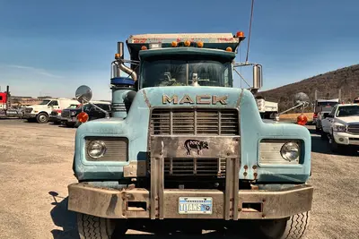 Used 1988 MACK RD690S Dump trucks Pennsylvania US | Proxy Equipment #1378111
